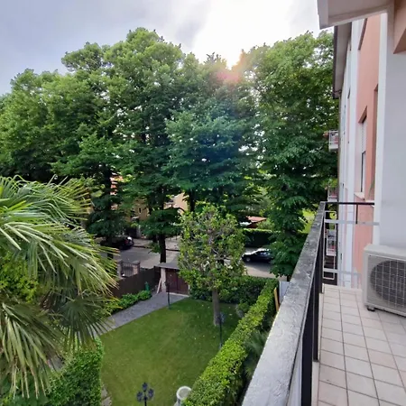 Baga's With Terrace Apartament *